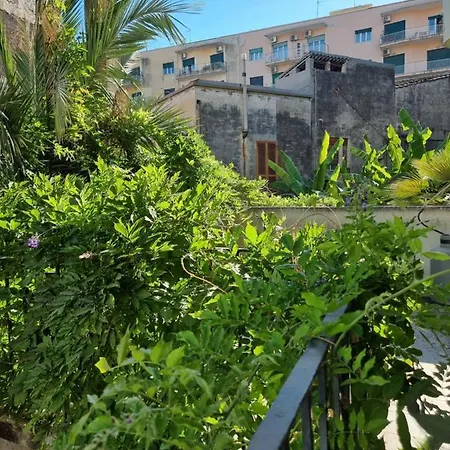 Casatua 2.0 Bed & Breakfast Catania